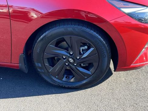 Certified 2023 Hyundai Elantra SEL image 7