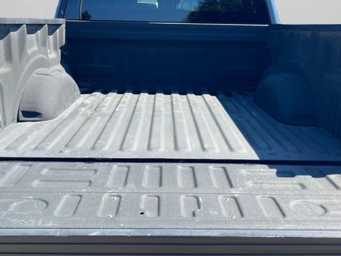 Used 2017 Ford F150 XLT w/ Trailer Tow Package image 9