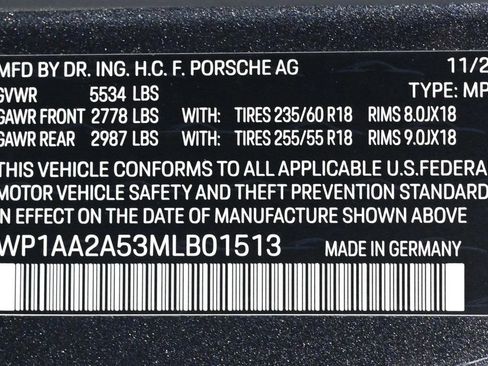 Certified 2021 Porsche Macan image 27