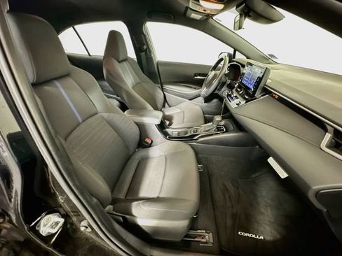 Certified 2022 Toyota Corolla SE w/ Carpet Mat Package (TMS) FWD image 25