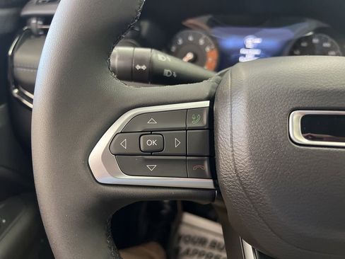 New 2026 Jeep Compass Limited image 10