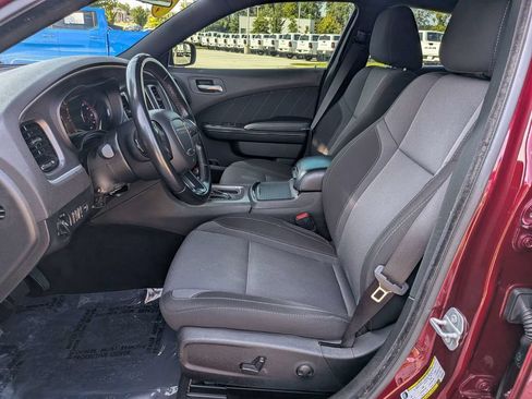 Used 2022 Dodge Charger SXT w/ Blacktop Package RWD image 18