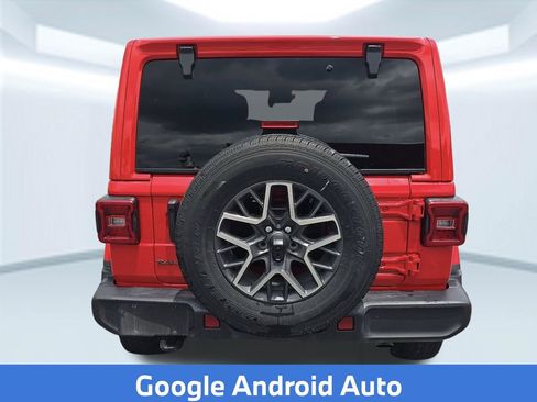 Used 2025 Jeep Wrangler Unlimited Sahara AWD/4WD image 8