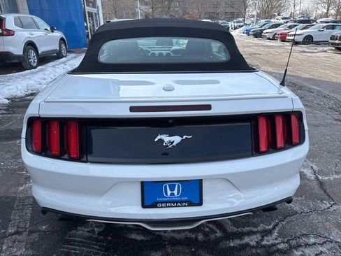 Used 2016 Ford Mustang Premium image 9