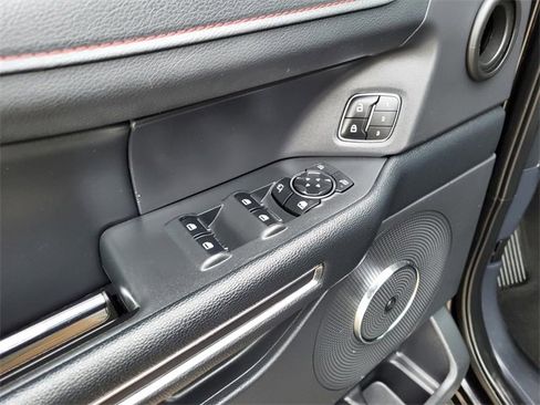 Used 2024 Ford Expedition Max Limited image 12