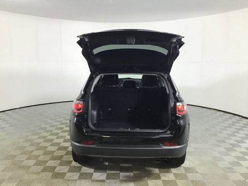 Used 2020 Jeep Compass Limited image 21