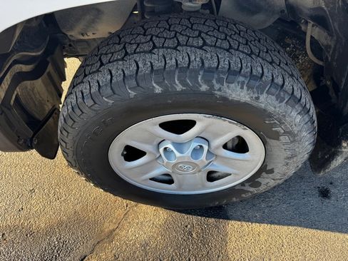 Used 2020 Toyota Tundra SR image 2