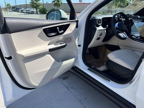 New 2026 Mercedes-Benz GLC 300 image 14