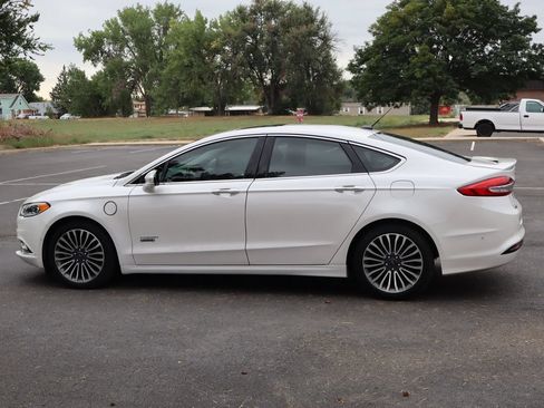 Used 2017 Ford Fusion Energi Titanium FWD image 8