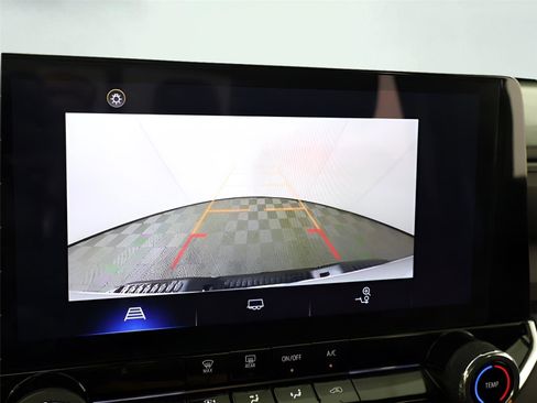 Used 2024 Chevrolet Colorado Trail Boss image 42