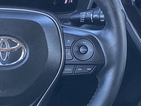 Certified 2023 Toyota Corolla Cross XLE AWD/4WD image 18