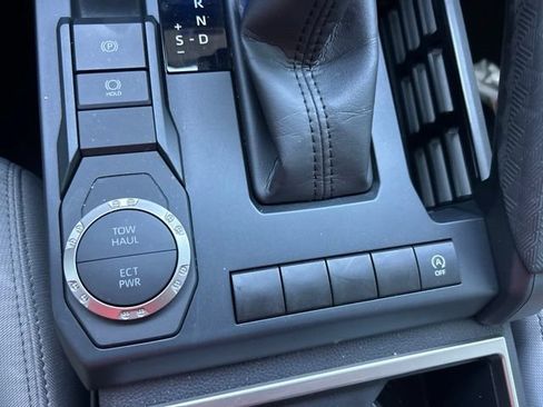 Used 2026 Toyota Tacoma SR5 RWD image 18