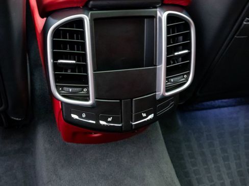 Used 2016 Porsche Cayenne GTS AWD/4WD image 20