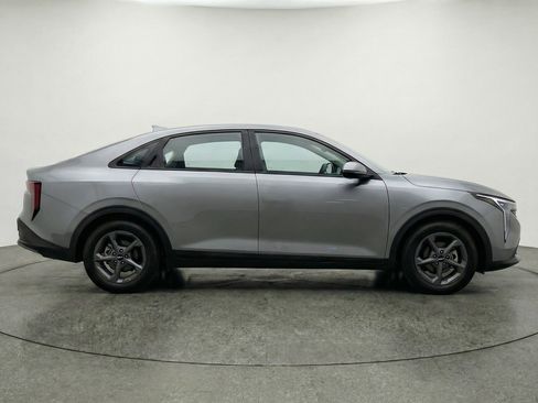 Used 2025 Kia K4 FWD image 11