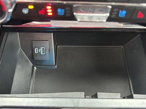 Used 2021 Ford F150 Lariat w/ Equipment Group 502A High AWD/4WD image 21