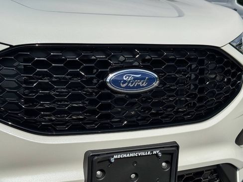 Used 2023 Ford Edge ST-Line AWD/4WD image 9