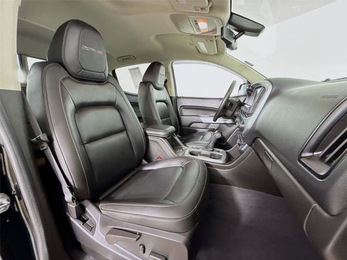 Used 2021 Chevrolet Colorado ZR2 w/ ZR2 Midnight Special Edition image 27