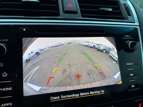 Used 2018 Subaru Outback 2.5i Premium image 10