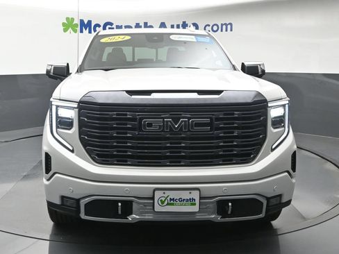 Used 2024 GMC Sierra 1500 Denali Ultimate AWD/4WD image 6