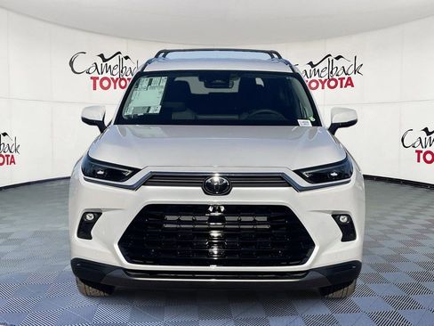 New 2026 Toyota Grand Highlander Limited image 3