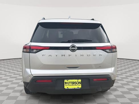 Used 2025 Nissan Pathfinder SV AWD/4WD image 3