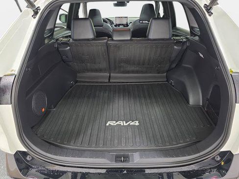 Certified 2021 Toyota RAV4 XSE AWD/4WD image 32