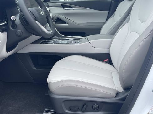 New 2026 INFINITI QX60 Luxe w/ Cargo Package FWD image 9