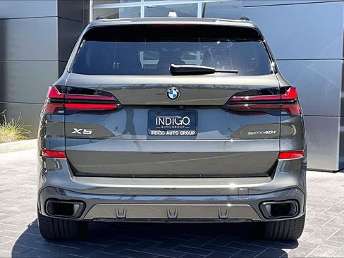 Used 2024 BMW X5 sDrive40i w/ M Sport Package RWD image 4