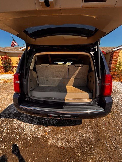 Used 2019 Chevrolet Tahoe Premier AWD/4WD image 2