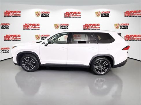 Certified 2024 Toyota Grand Highlander AWD Hybrid image 16