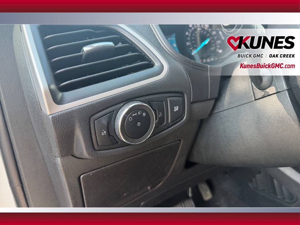 Used 2024 Ford Edge SEL AWD/4WD image 19