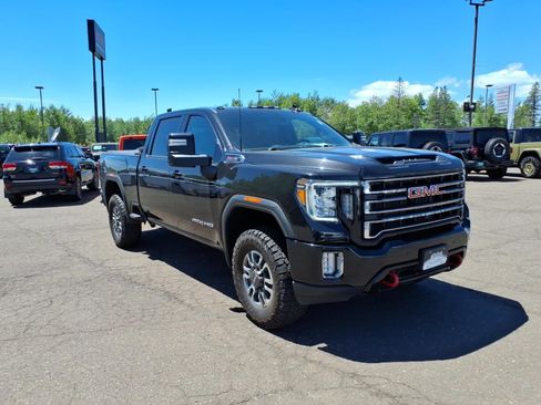 Used 2022 GMC Sierra 3500 AT4 w/ AT4 Preferred Package AWD/4WD image 7