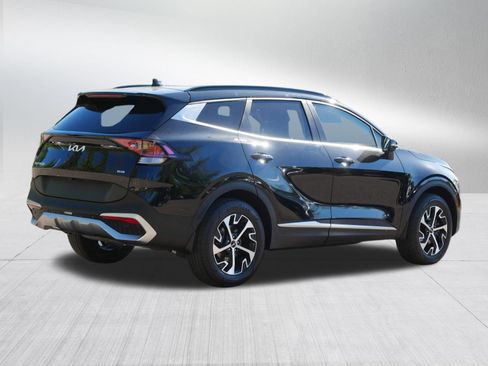 Certified 2023 Kia Sportage EX w/ EX Premium Package AWD/4WD image 7