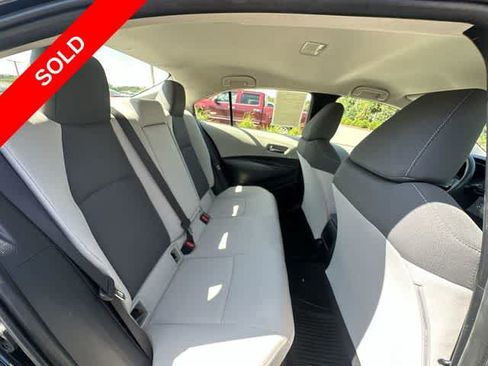 Used 2022 Toyota Corolla LE FWD image 20