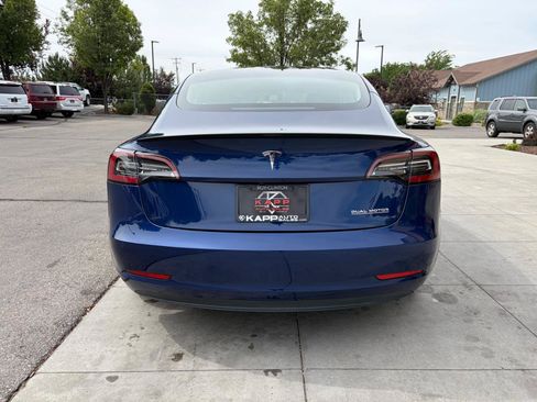 Used 2022 Tesla Model 3 Performance AWD/4WD image 9