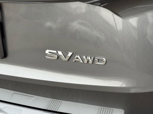 Used 2021 Nissan Rogue SV image 41