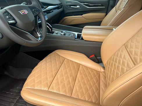 Used 2024 Cadillac Escalade Sport w/ LPO, ONYX Package AWD/4WD image 10