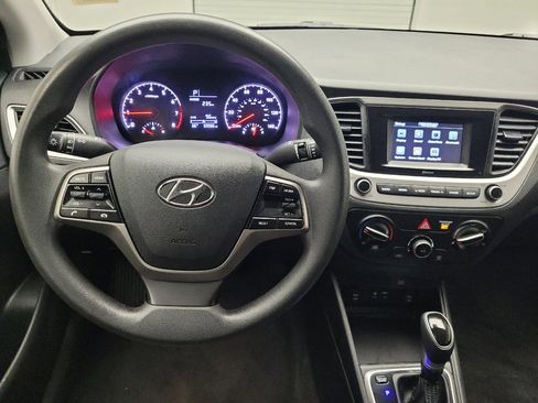 Used 2022 Hyundai Accent SE FWD image 22