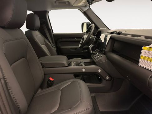 New 2026 Land Rover Defender 110 S AWD/4WD image 15
