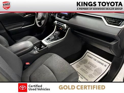 Used 2021 Toyota RAV4 XLE w/ Convenience Package AWD/4WD image 14