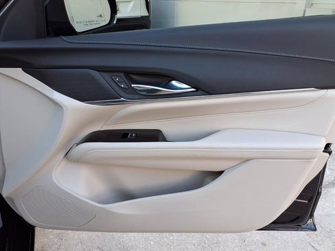 Certified 2023 Cadillac CT4 Premium Luxury w/ Technology Package image 10