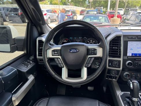 Used 2020 Ford F150 Lariat w/ Equipment Group 502A Luxury AWD/4WD image 14