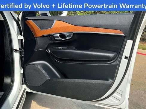 Used 2023 Volvo XC90 B5 Plus w/ Protection Package Premier image 24