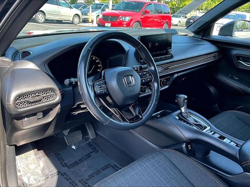 Used 2024 Honda HR-V Sport image 13
