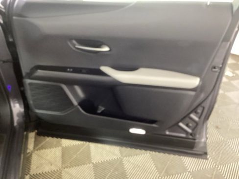 Used 2024 Lexus UX 250h AWD image 20