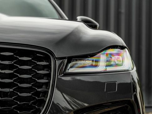 New 2026 Jaguar F-PACE R-Dynamic S image 6