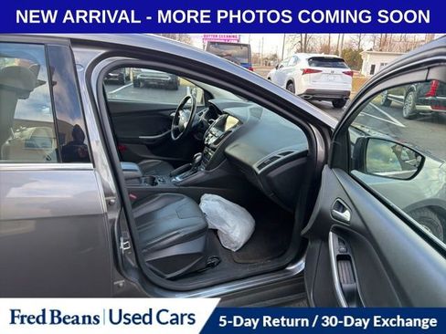 Used 2014 Ford Focus Titanium image 9