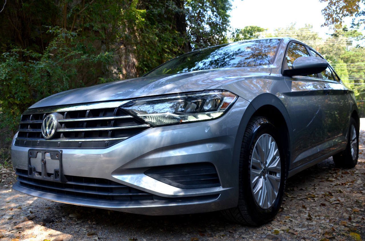 Used 2020 Volkswagen Jetta S FWD image 2