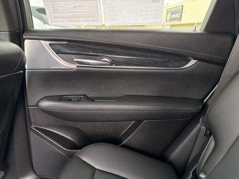 Used 2022 Cadillac XT5 Premium Luxury w/ LPO, Radiant Package image 30