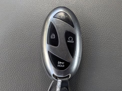 Used 2025 Hyundai Elantra SEL FWD image 36